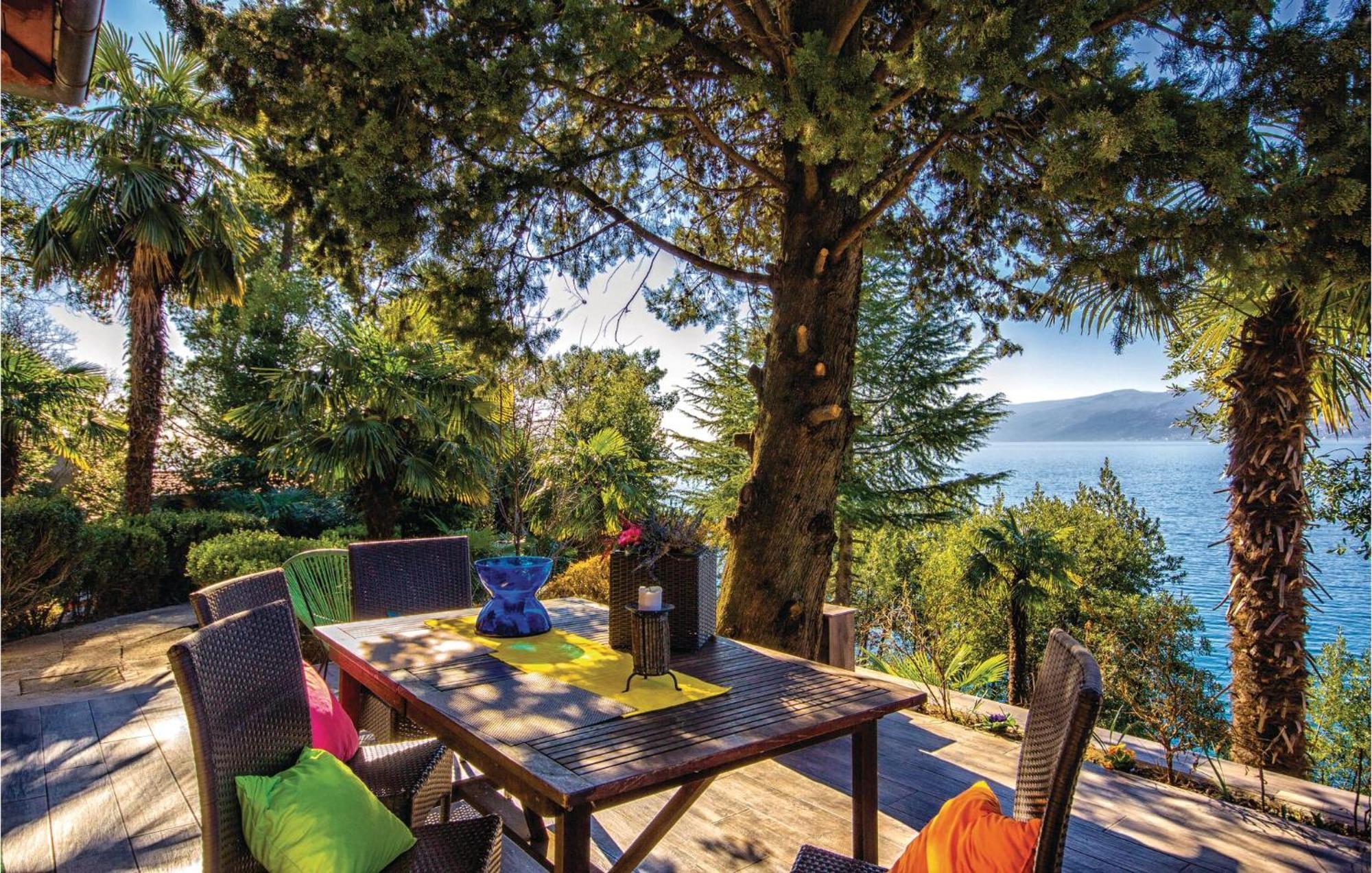 Lovely Apartment In Rijeka With House Sea View 외부 사진