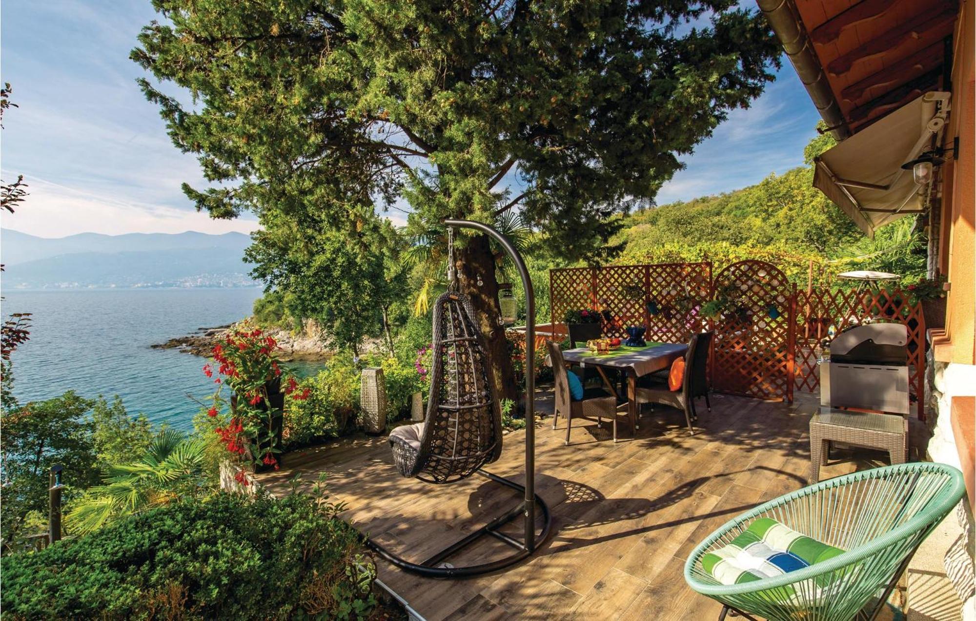 Lovely Apartment In Rijeka With House Sea View 외부 사진